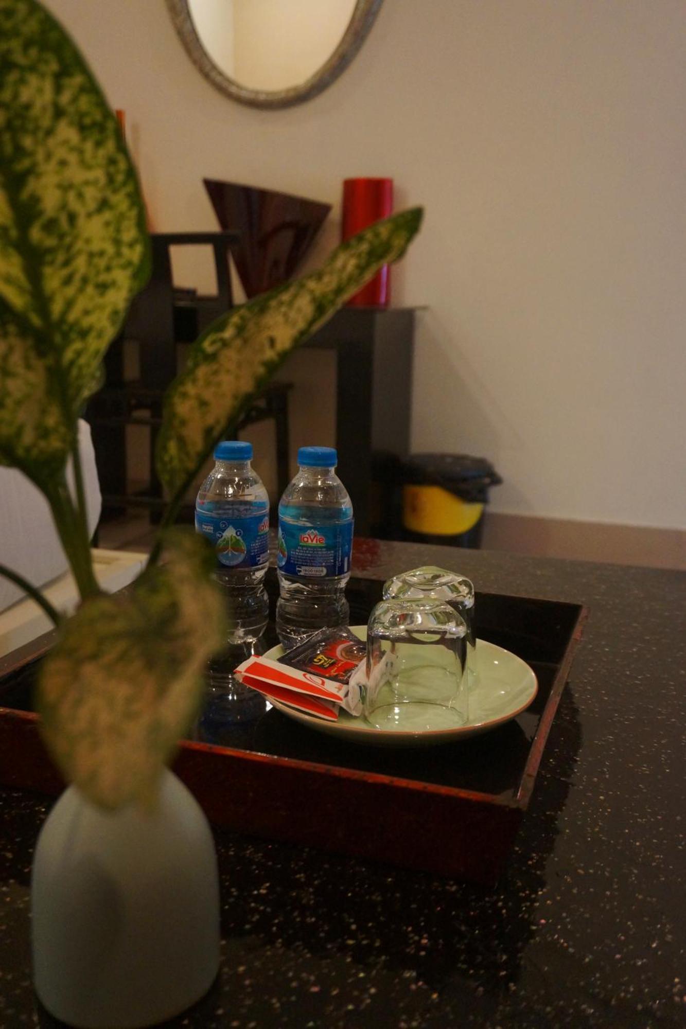 Rising Dragon Hotel Hanoi Bagian luar foto